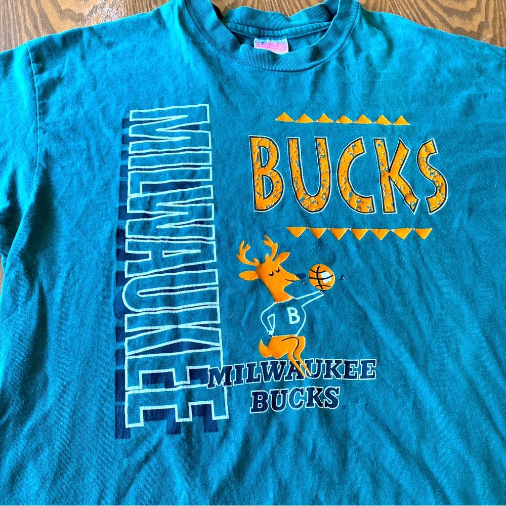 Vtg Milwaukee Bucks Green Single Stitch Short Sleeve T-Shirt Size XL USA